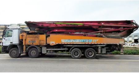 Second Hand XCMG 56M Concrete Boom Pump Truck will be sent to Zimbabwe