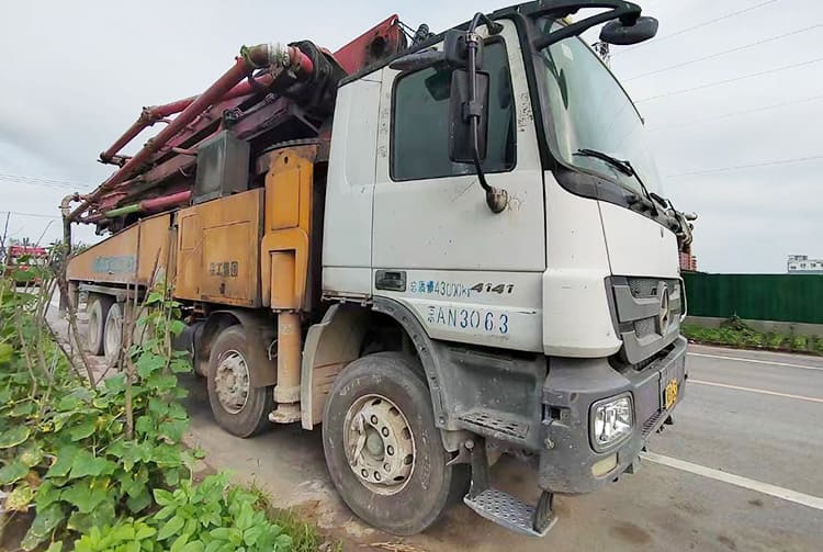 XCMG 56M Concrete Boom Pump Truck for Sale Price in Zimbabwe