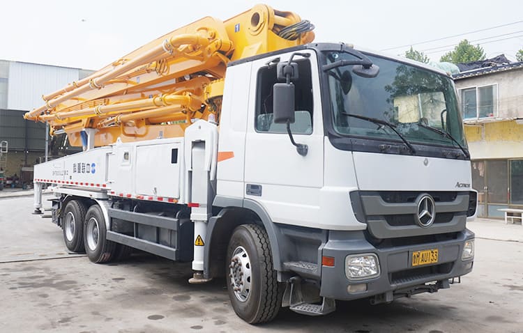 Zoomlion 47 Meter Concrete Pump Truck Cost for Sale