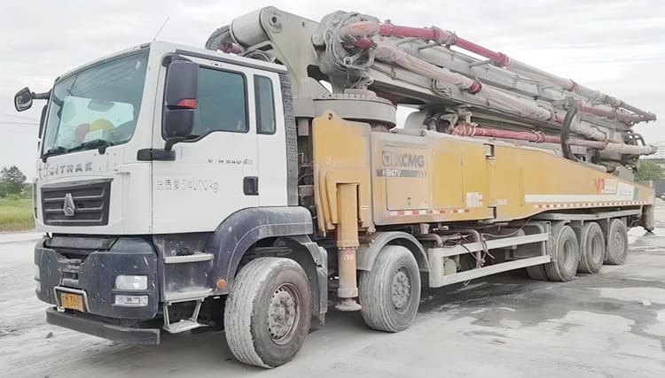 XCMG 63m Concrete Pump Truck For Sale Near Me