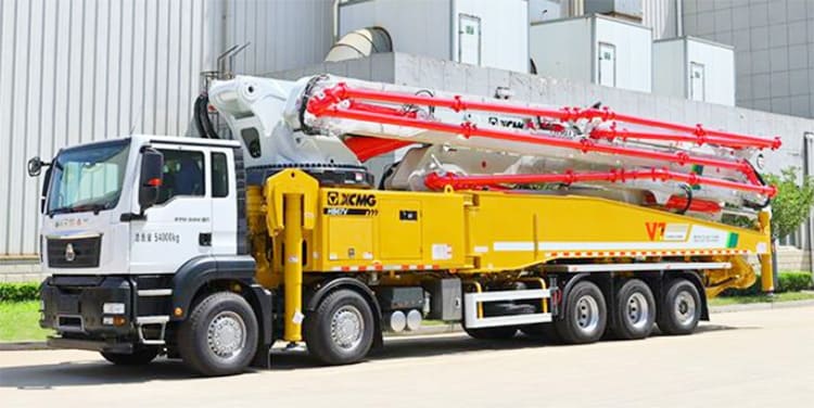 XCMG Concrete Pump Truck - 67M Cement Pumper for Sale