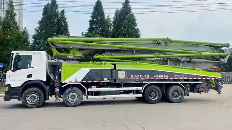 Scania Truck Chassis 8x4 - Zoomlion 62 Meter Boom Concrete Truck For Sale Price