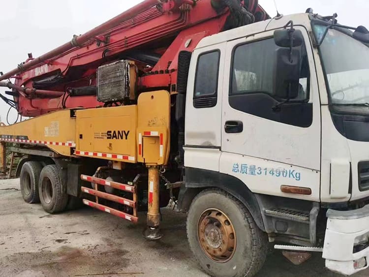 Isuzu Truck Chassis 6x4 - Sany 46 Meter Concrete Pump Long Boom For Sale