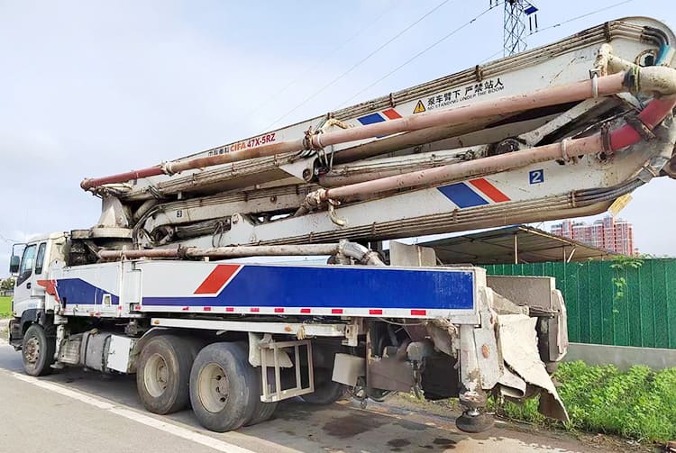 Isuzu Chassis - Zoomlion 47 Meter Boom Truck Concrete Pump Specs